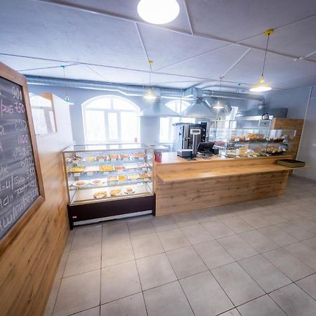 As Inn Hotel Karagandy エクステリア 写真