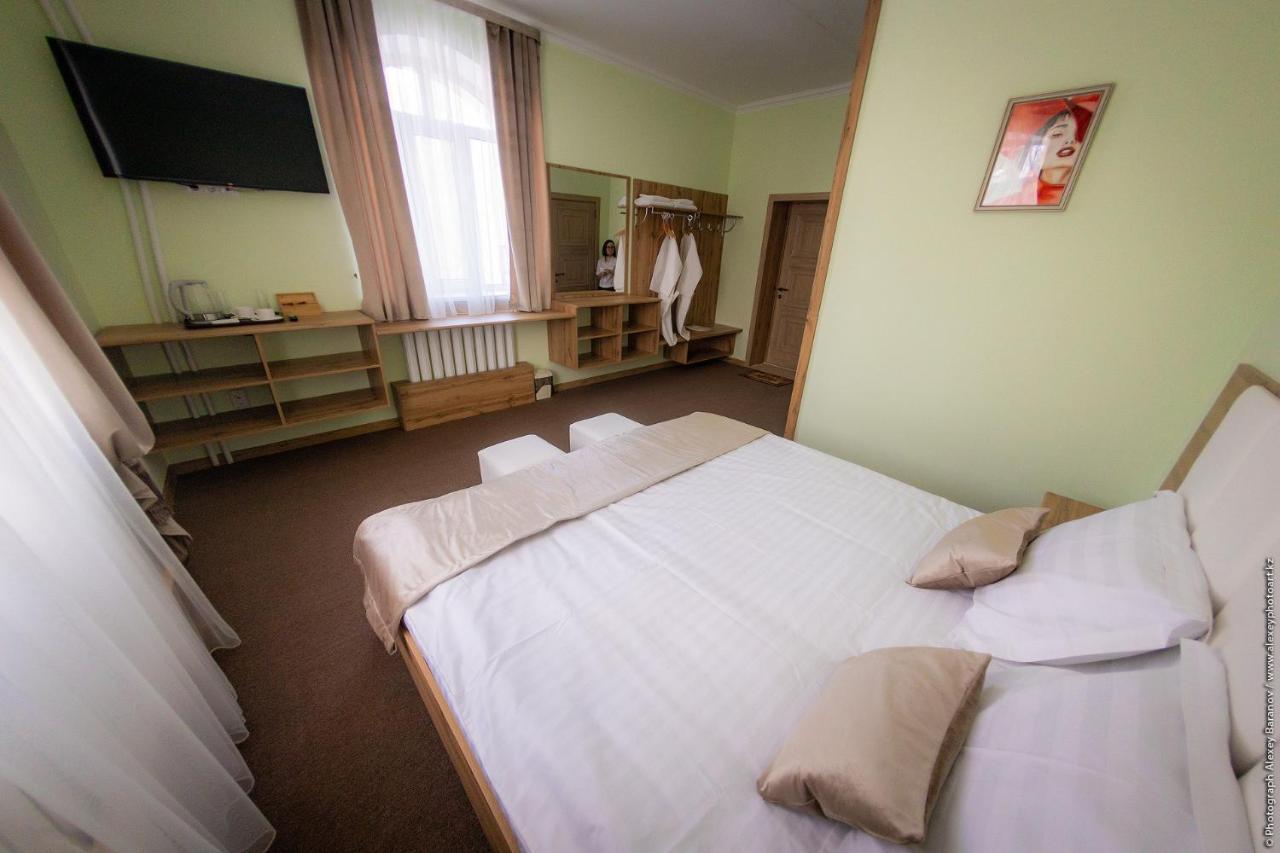 As Inn Hotel Karagandy エクステリア 写真